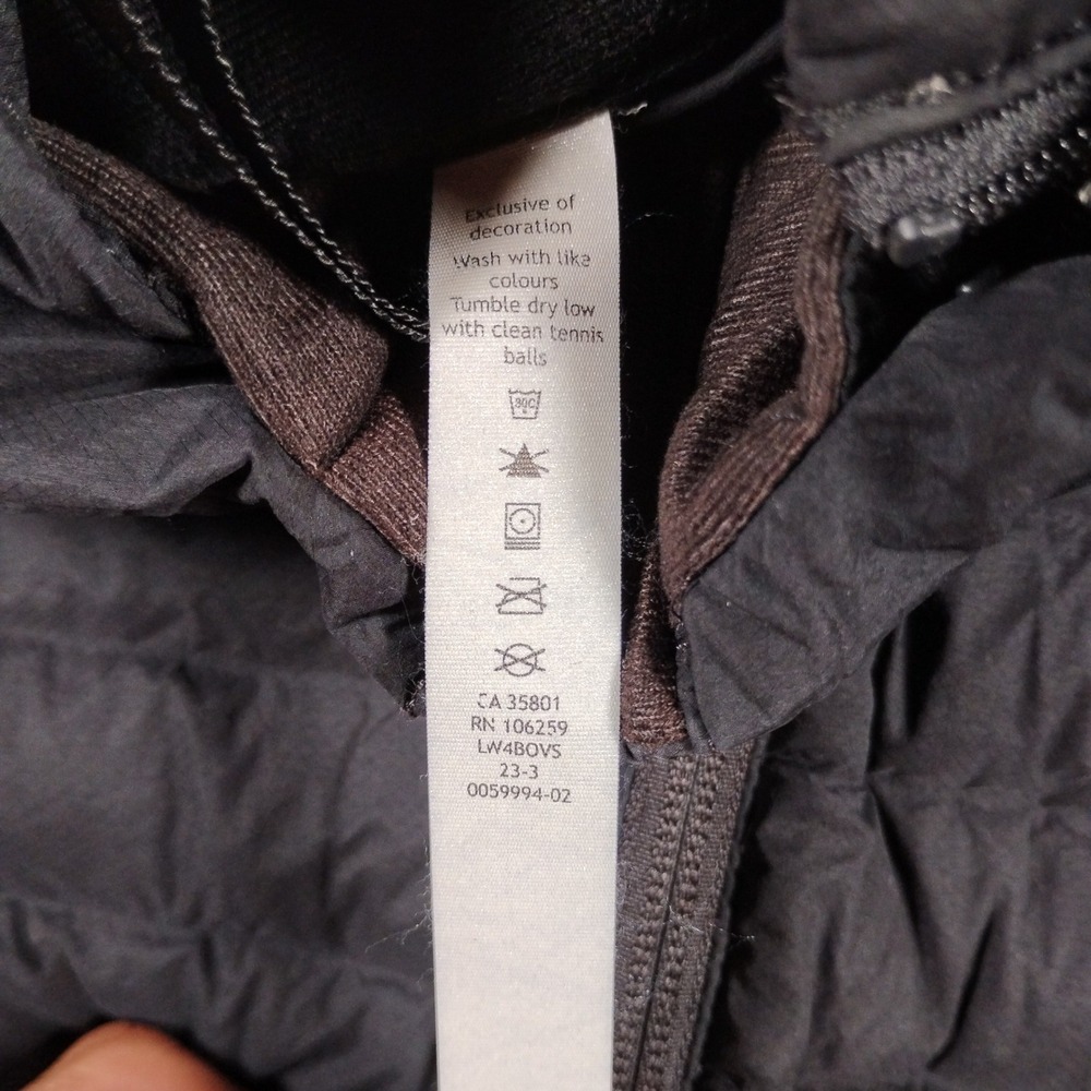 Lululemon Pack It Down Jacket Women's Size 10 Hooded Puffer Black Goose Down - Picture 3 of 10